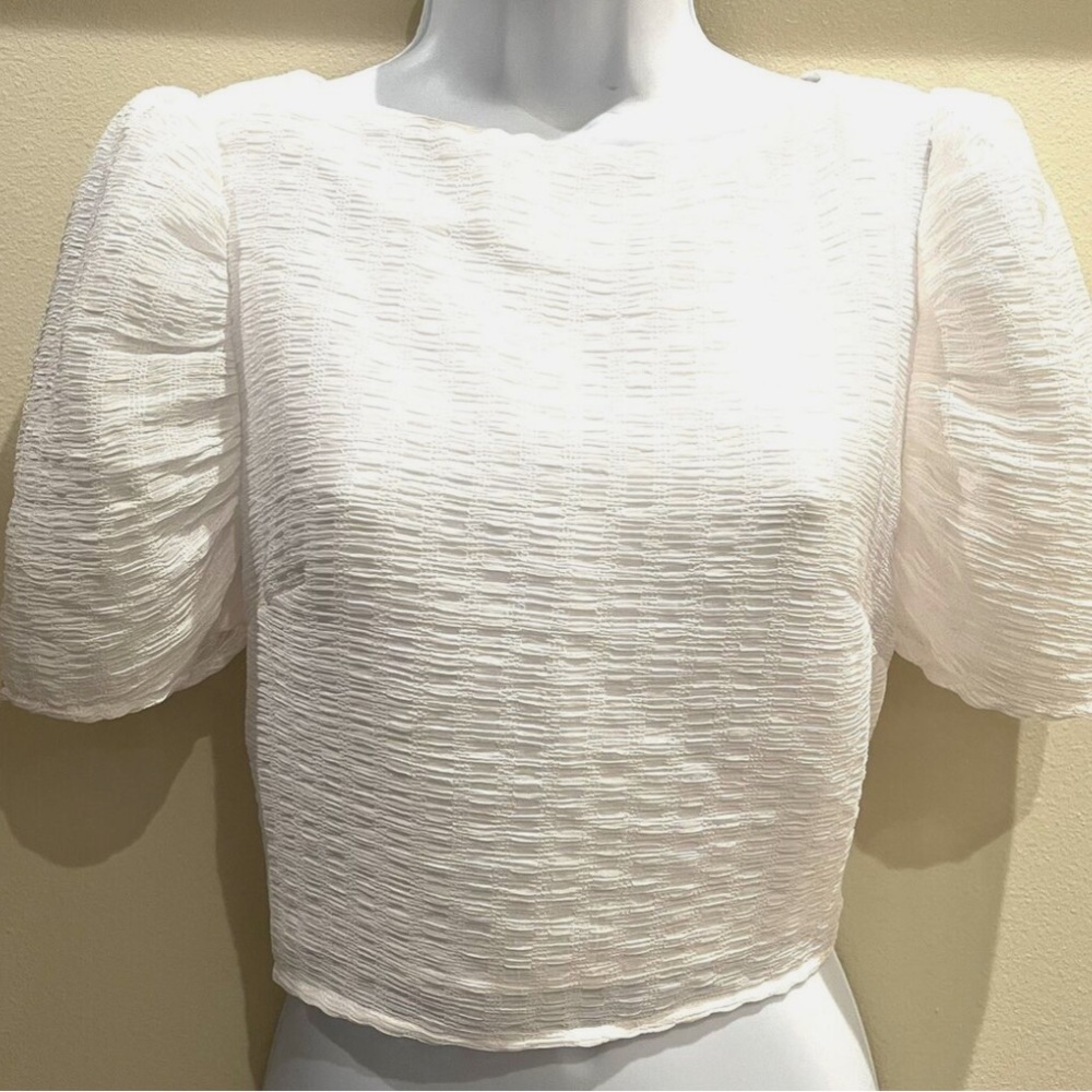 SUPERDOWN White Puff Sleeve Crop Top - Size Small